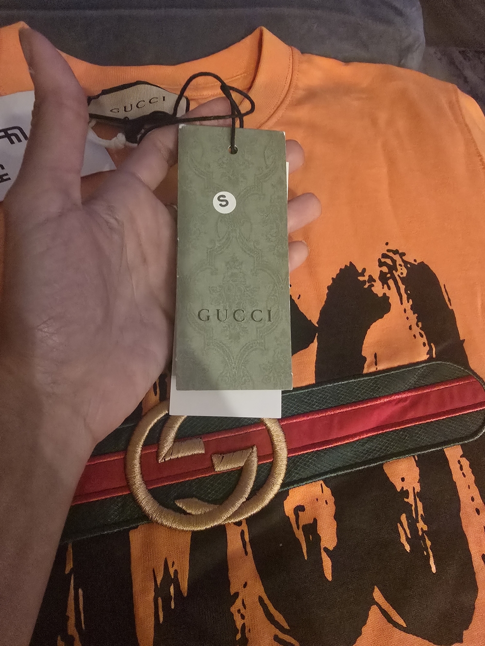 Gucci Orange Logo Graphic Unisex T-Shirt - Picture 4 of 9